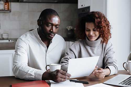 5 Smart Ways To Find A Financial Advisor In 2025